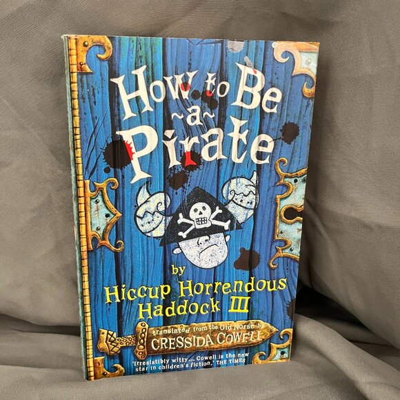 Utterly me, Clarice Bean and How to be a Pirate Children Books - Picture 5 of 7